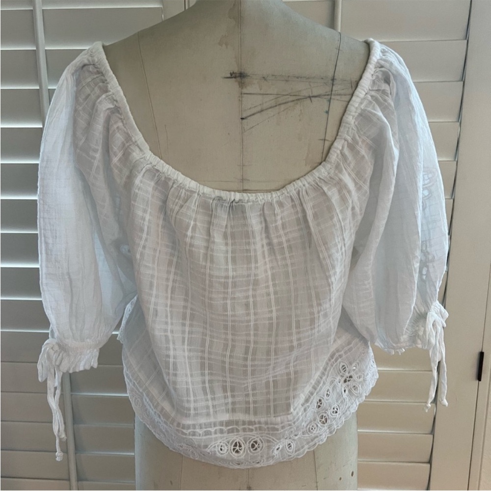 American Eagle White Embroidered Puff Sleeve Blouse, Size Small - Picture 2 of 11